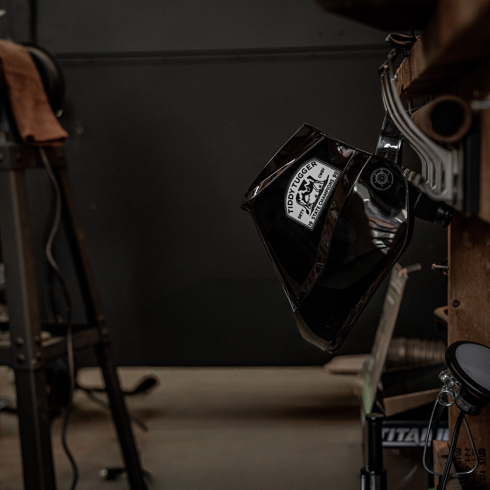 Tiddy Tugger 1990 State Champions Decal