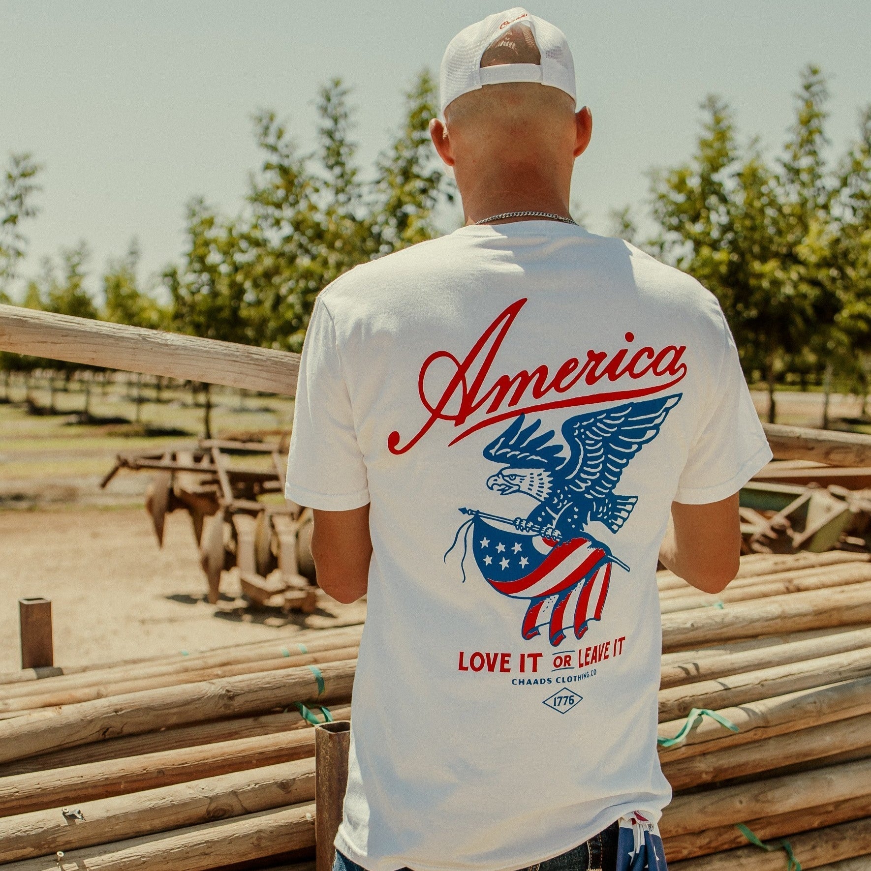 Love It or Leave It T-Shirt - White | The Brave Ones