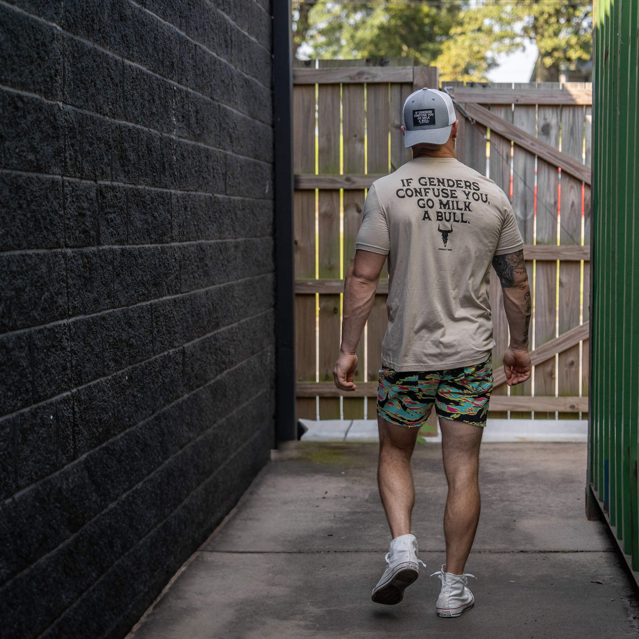 If Genders Confuse You, Go Milk a Bull Men's T-Shirt