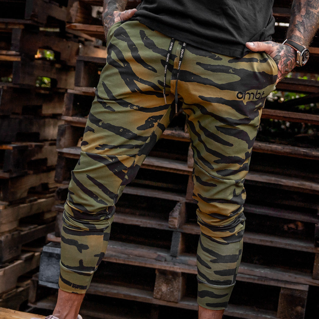 Men's Dynamic Full Length Performance Joggers 2.0