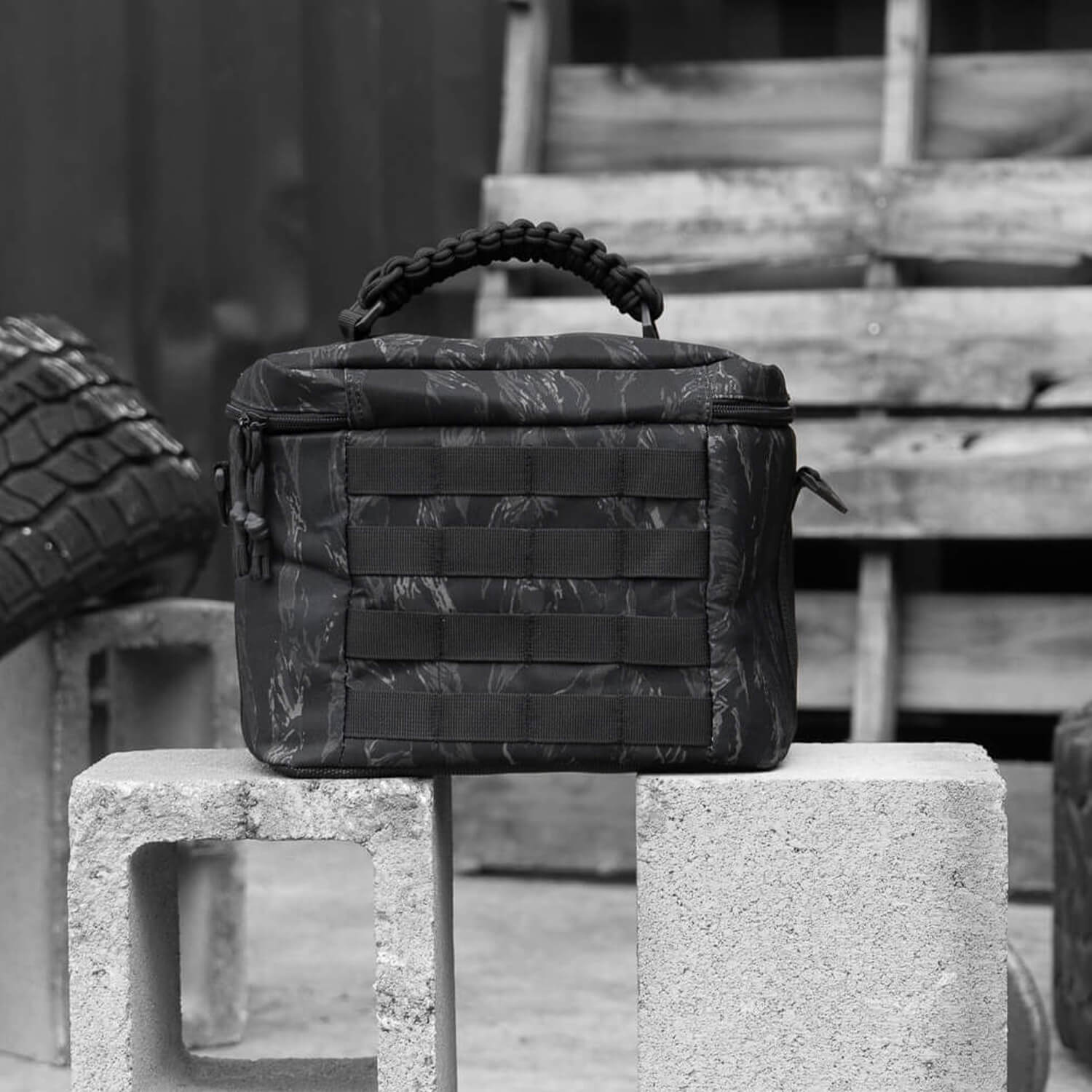 12L Large Tactical Lunch Box / 12 Pack Can Cooler