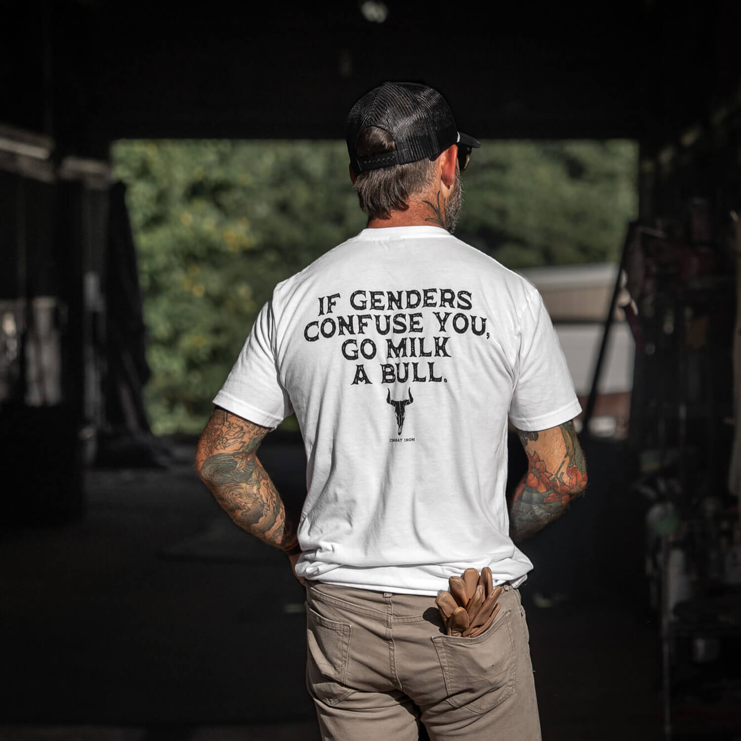 If Genders Confuse You, Go Milk a Bull Men's T-Shirt